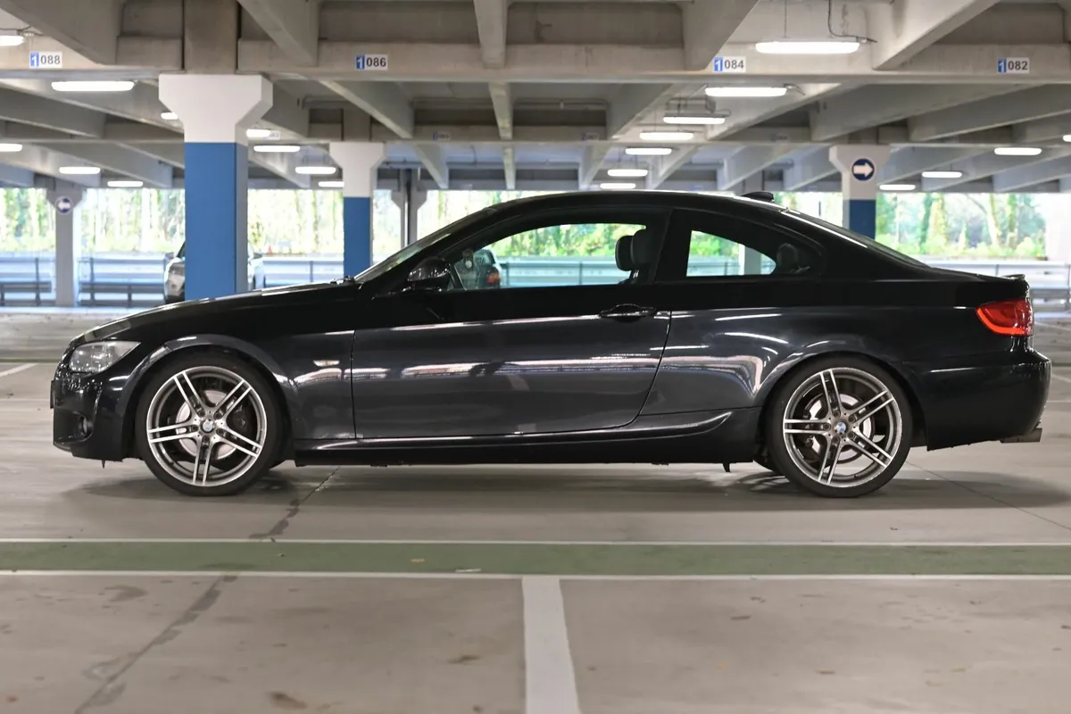 BMW 3-Series 2012 Sport Plus Edition - Image 2