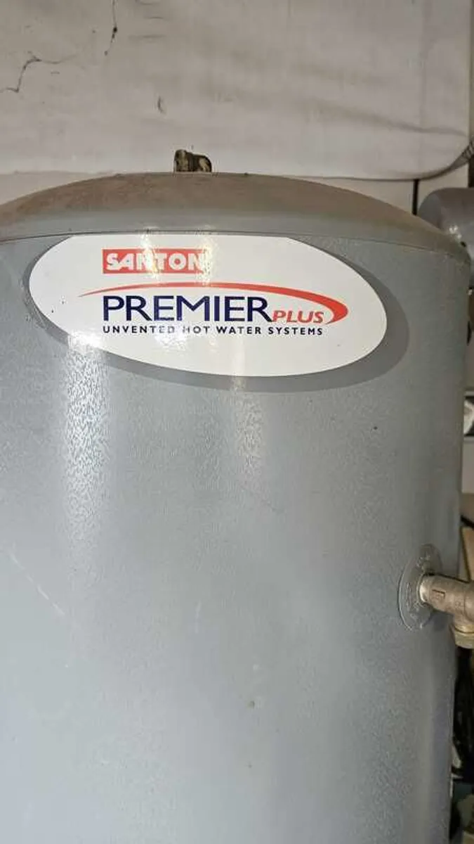 Kedco boiler and 300l buffer tank - Image 2