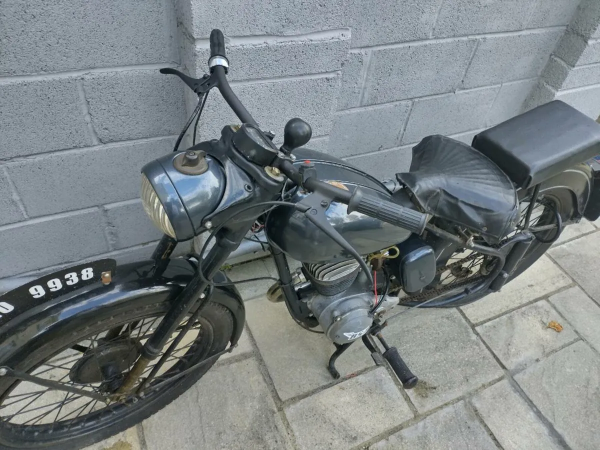 Bsa bantam - Image 1