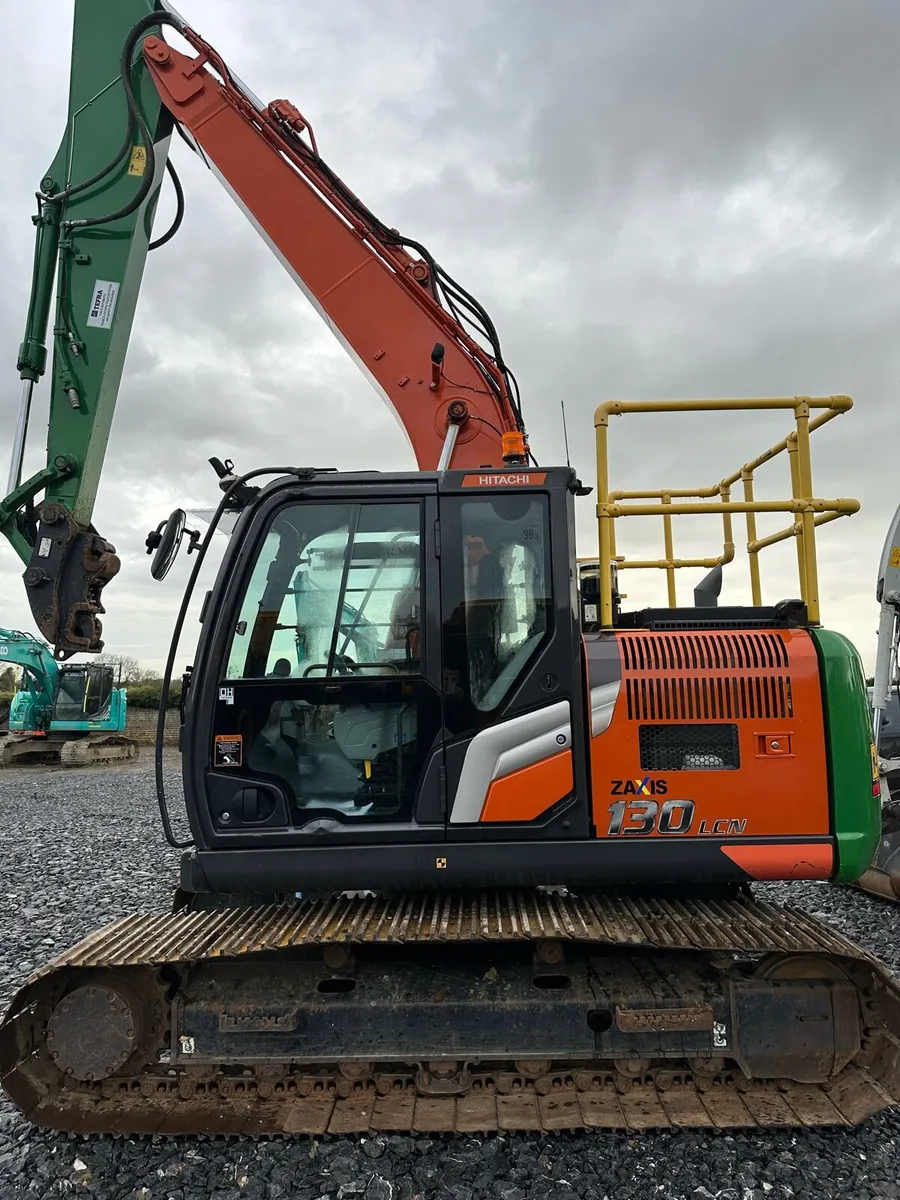 HITACHI ZX130LCN-7 2022 - Image 1