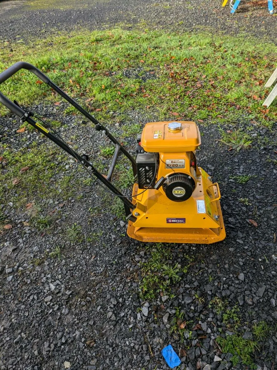 Wacker plates - Image 1