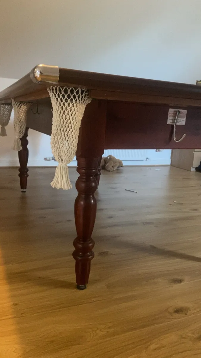 Pool table - Image 2