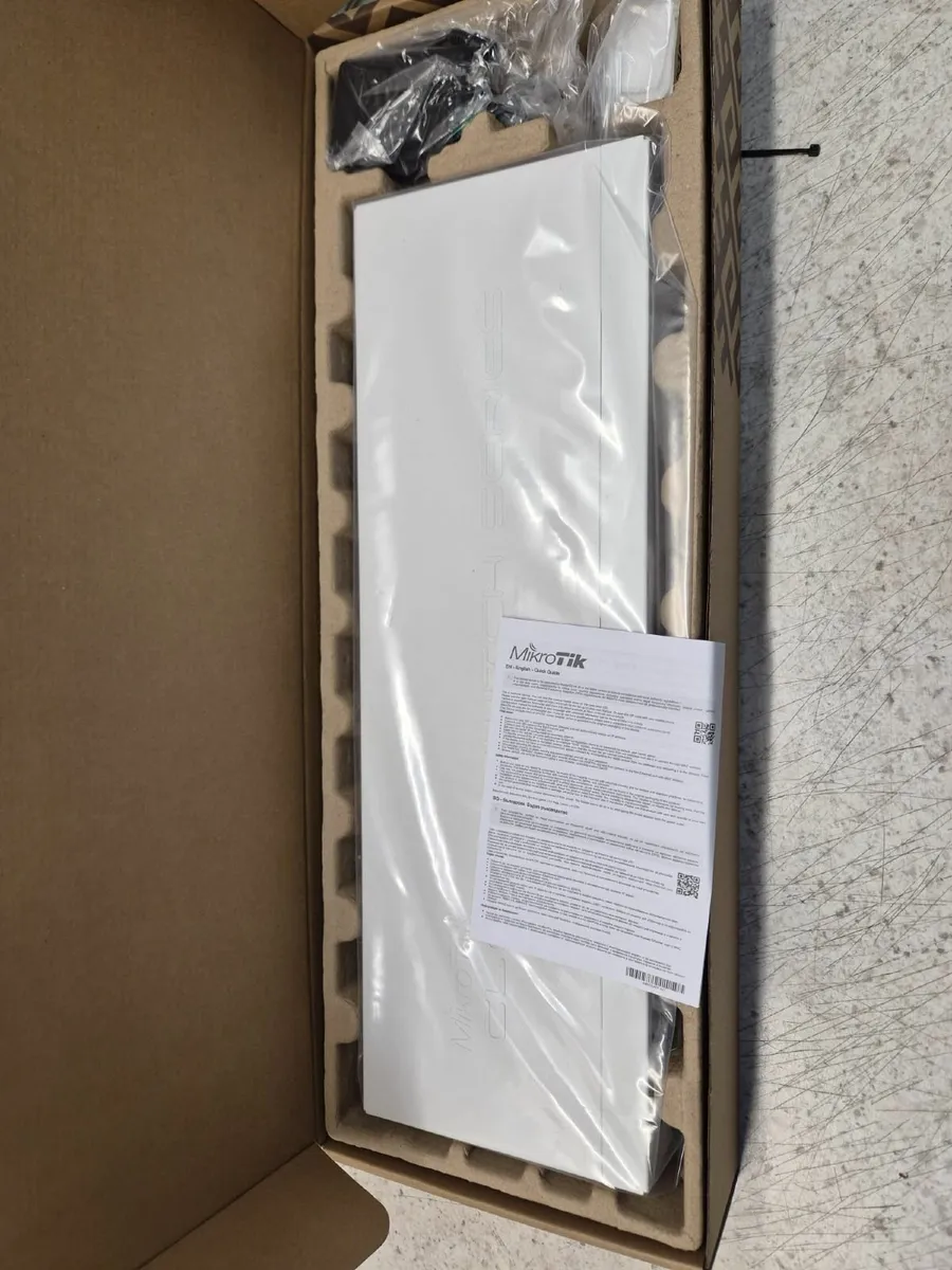 MikroTik CRS326-24G-2S+RM - Image 3