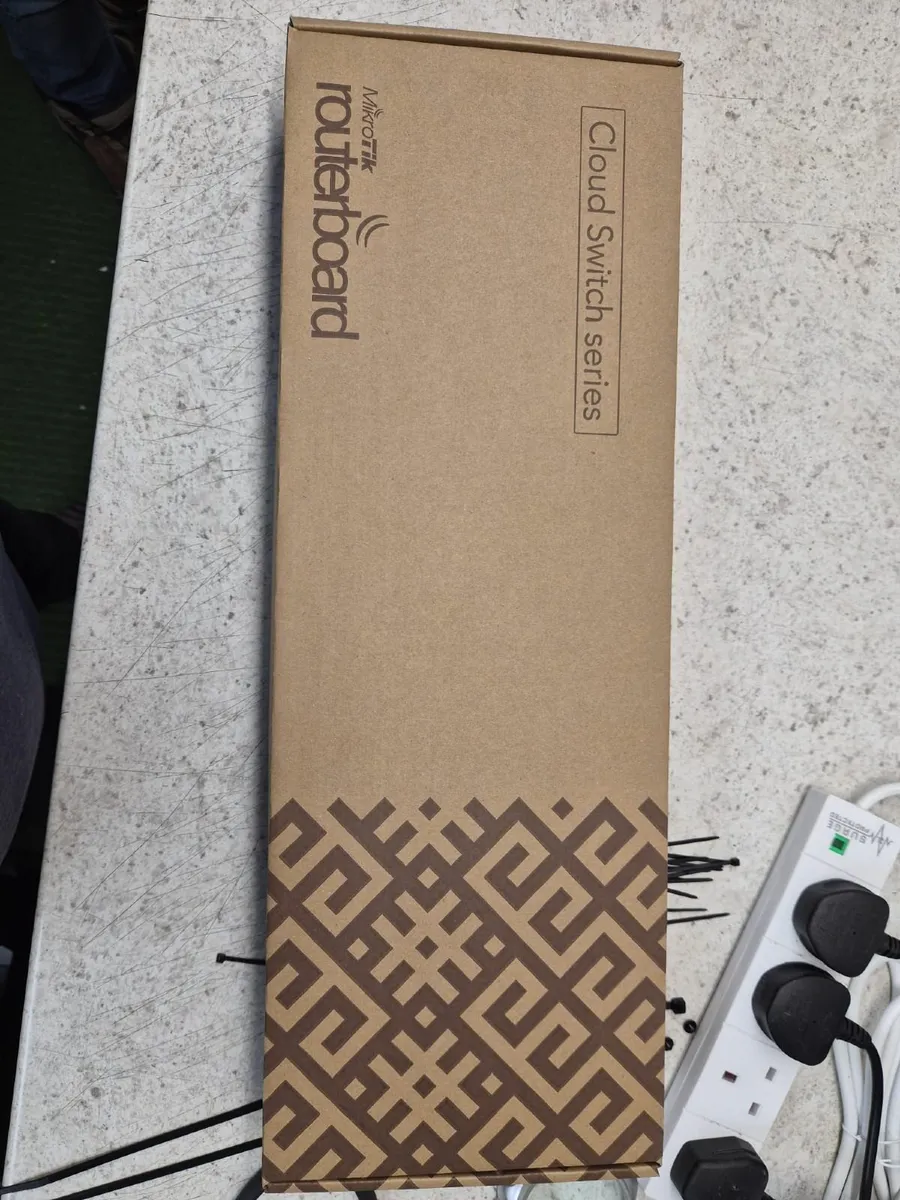 MikroTik CRS326-24G-2S+RM - Image 1