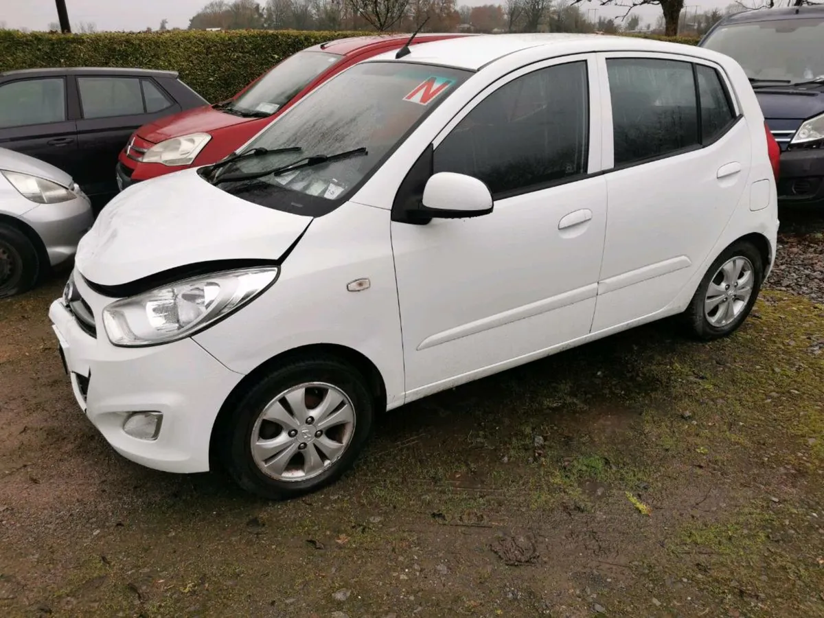 12 Hyundai i10 - Image 1