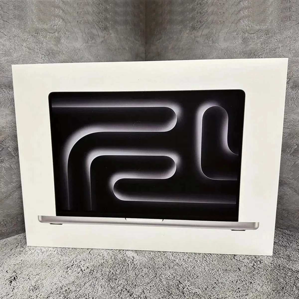 MacBook Pro 14.2" -- M4 -- 10-Core CPU + 10-Core GPU -- 16GB -- 1TB -- Space Black