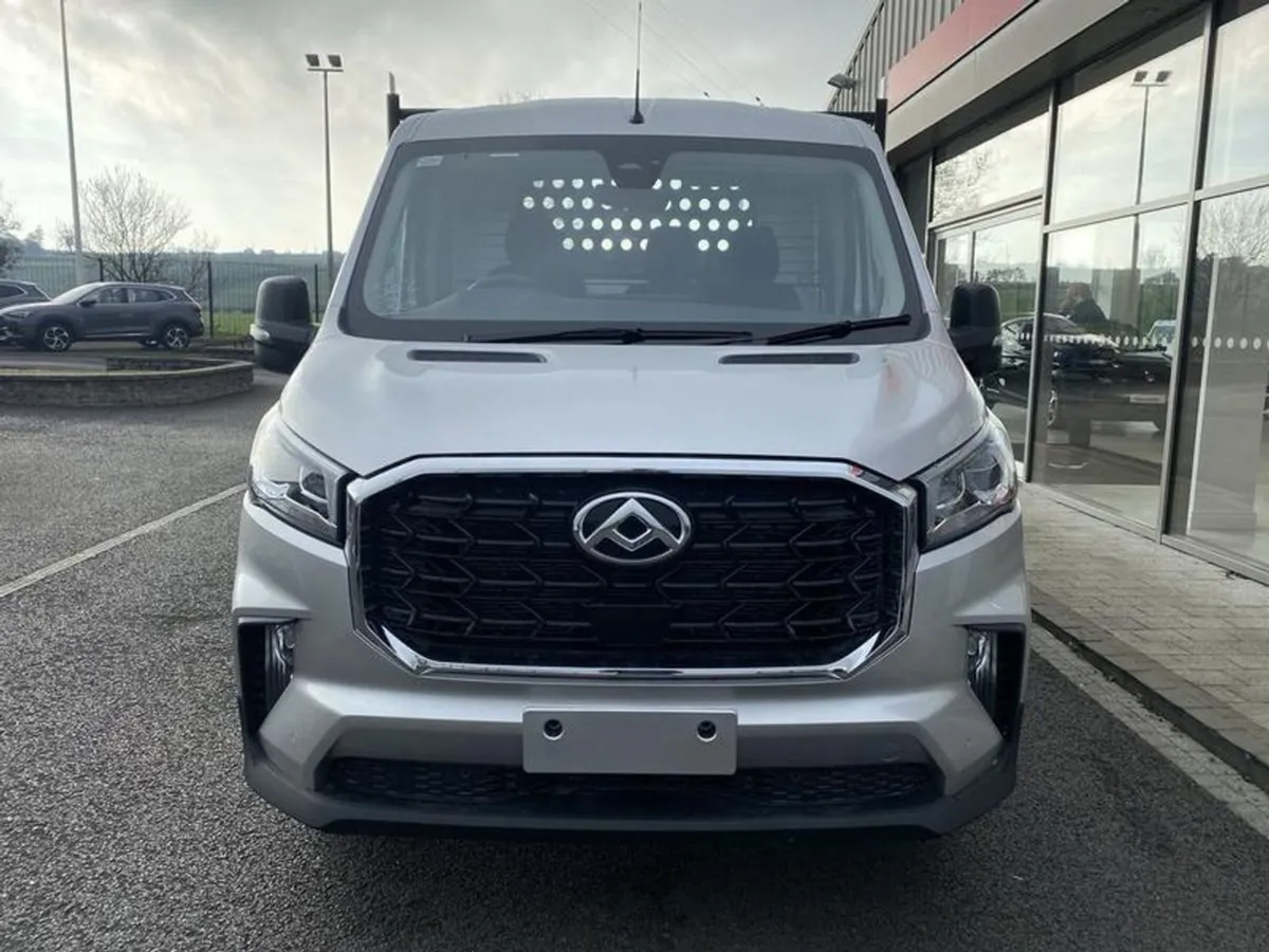 Maxus Deliver 9 C/cab L3 Rwd/ SRW - Image 2