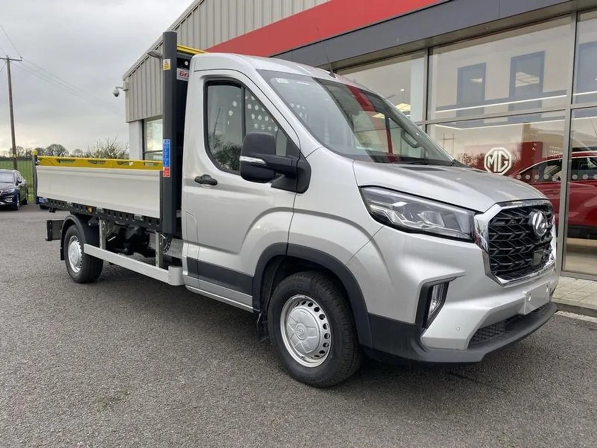 Maxus Deliver 9 C/cab L3 Rwd/ SRW - Image 1