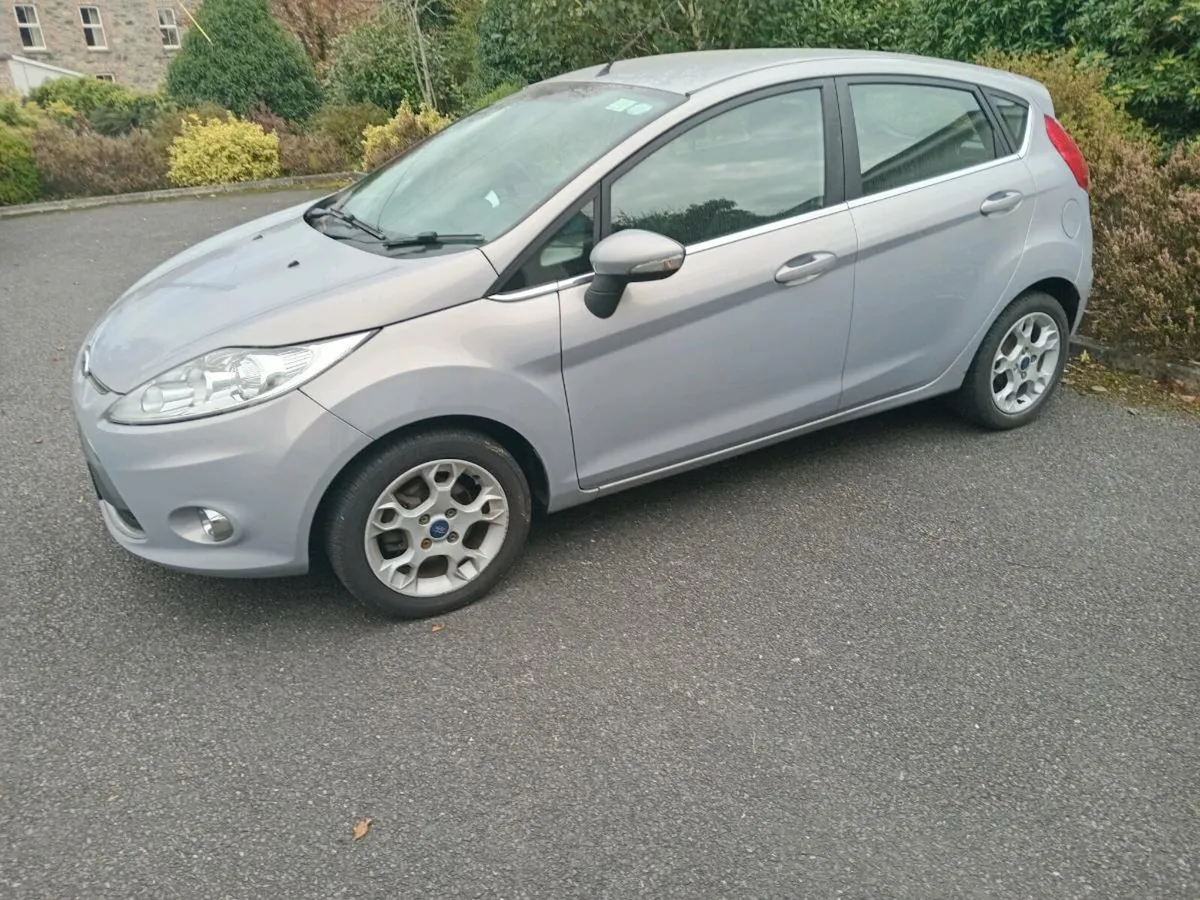 2012 ford fiesta  titanium  1.2 petrol  nct 01/27 - Image 2