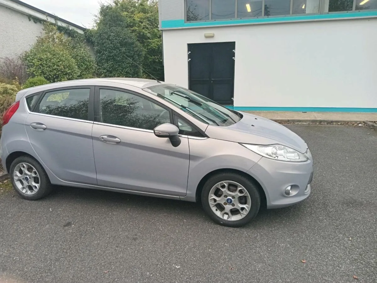 2012 ford fiesta  titanium  1.2 petrol  nct 01/27 - Image 3