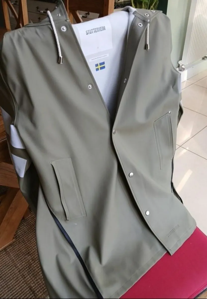 Stutterheim cycling bike reflective jacket unisex - Image 3