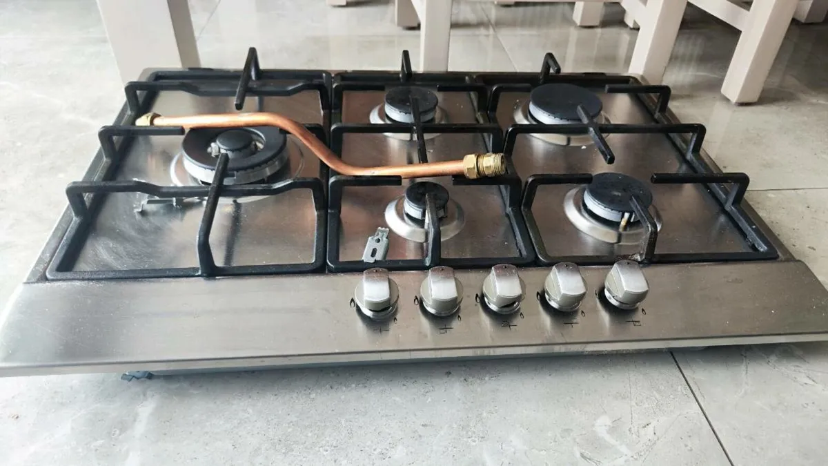 Gas hob - Image 1