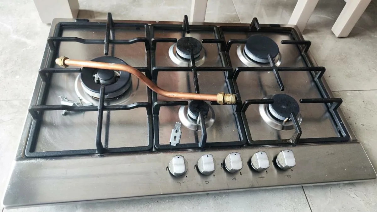 Gas hob - Image 2