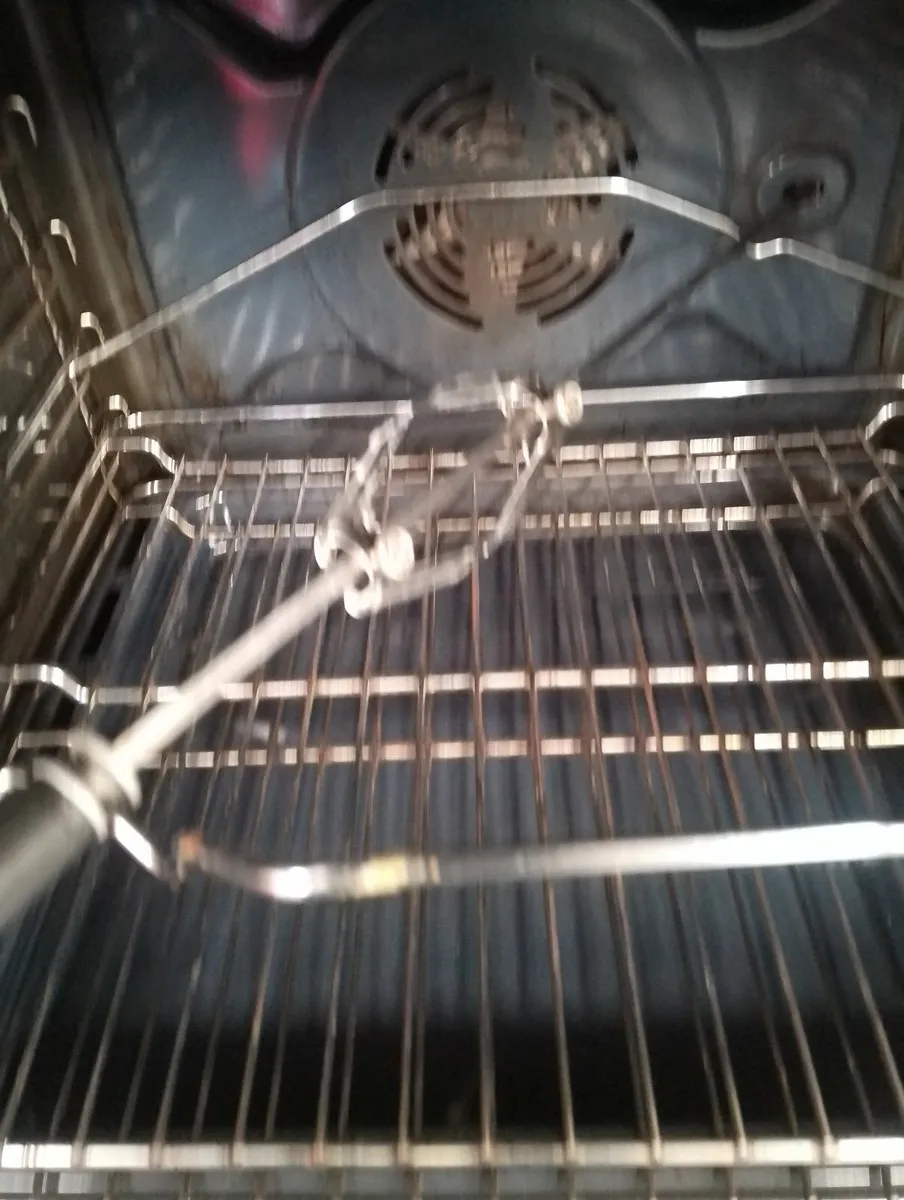 Electric Oven - Image 4