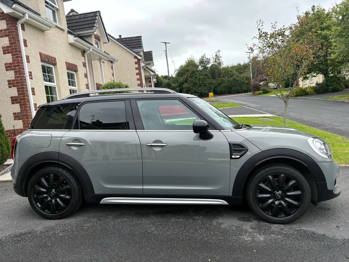 Mini Cooper Countryman 2017 - Image 2