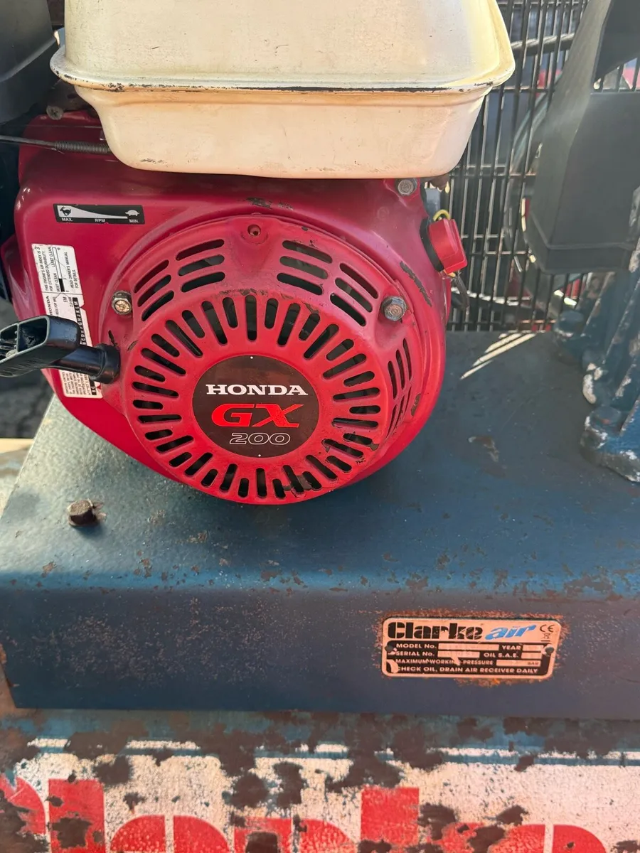 Petrol air compressors - Image 4