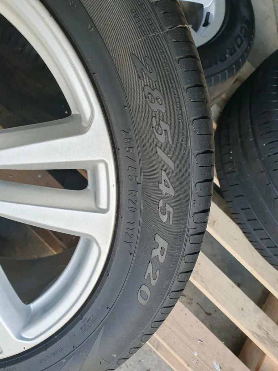 Audi Q7 Alloys - Image 4