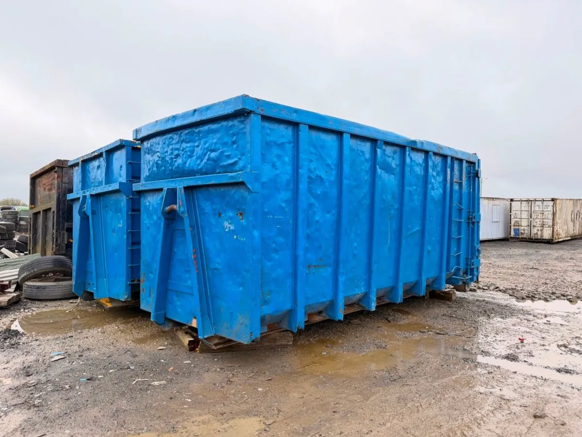 HOOK LOADER SKIP BIN ROLL ON ....# 744P - Image 1