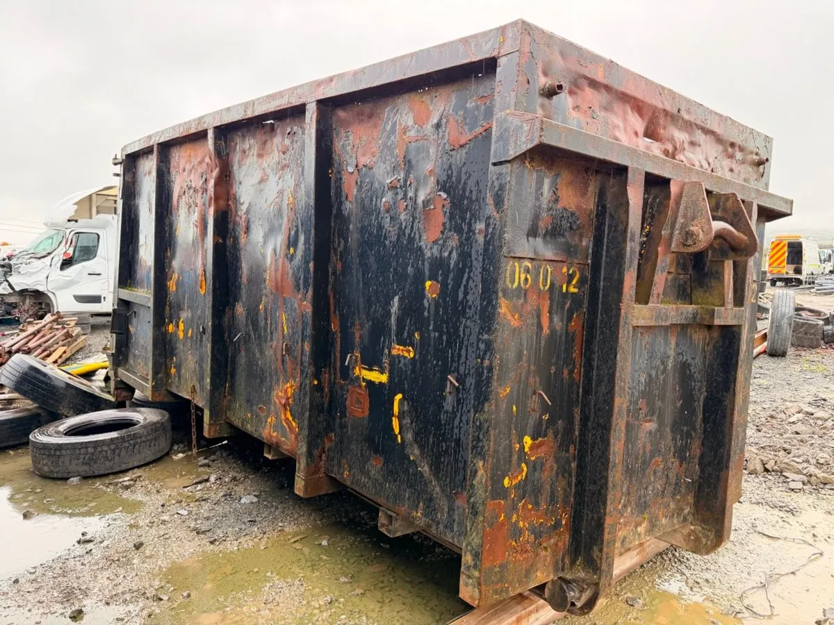 Hook skip bin - Image 4
