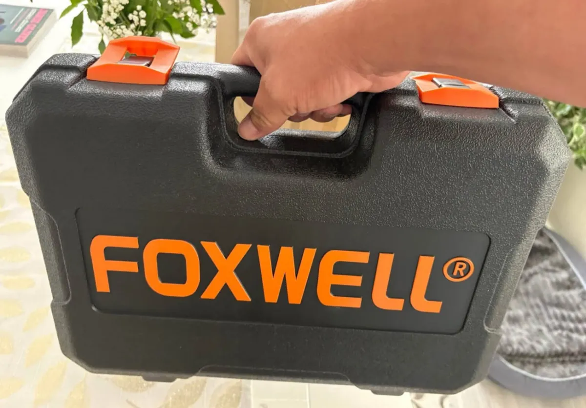 Bluetooth FOXWELL GT60 OBD2 Diagnostic Tool - Image 1