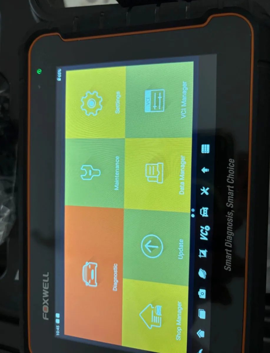 Bluetooth FOXWELL GT60 OBD2 Diagnostic Tool - Image 3
