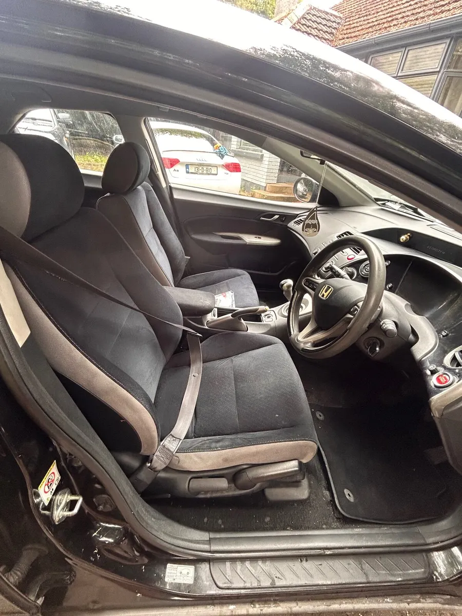 Honda civic - Image 3