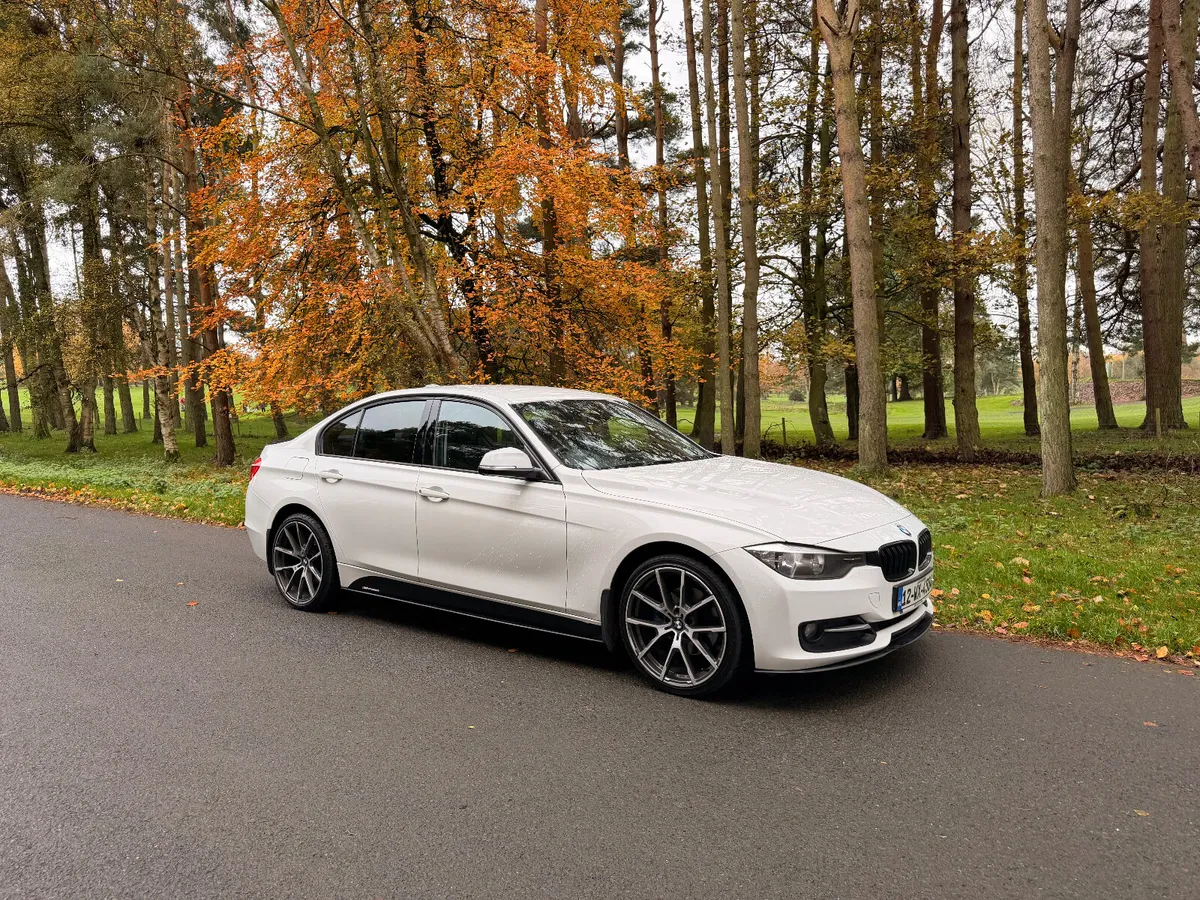 BMW 3-Series 2012 Sport Diesel - Image 1