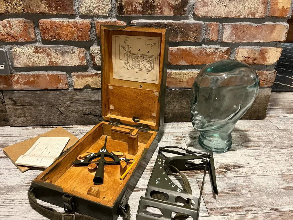 Vintage military - Image 1