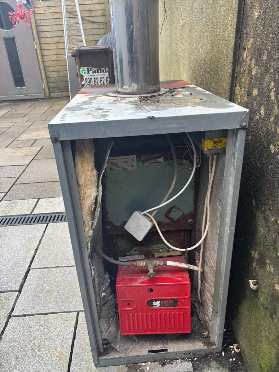 Oil boiler - Image 3