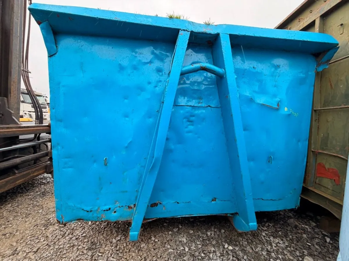 HOOK LOADER SKIP BIN ROLL ON ....# 740P - Image 1
