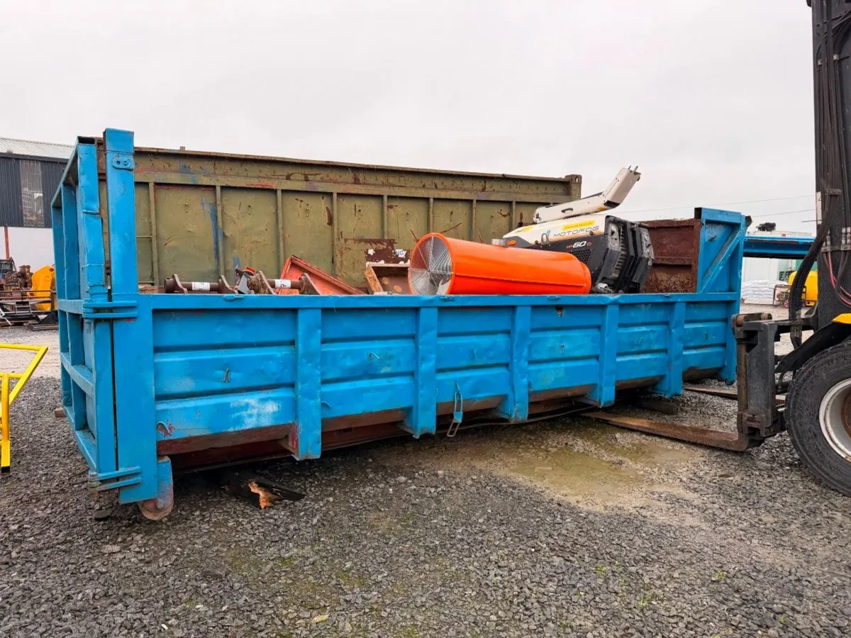 HOOK LOADER SKIP BIN ROLL ON ....# 740P - Image 4