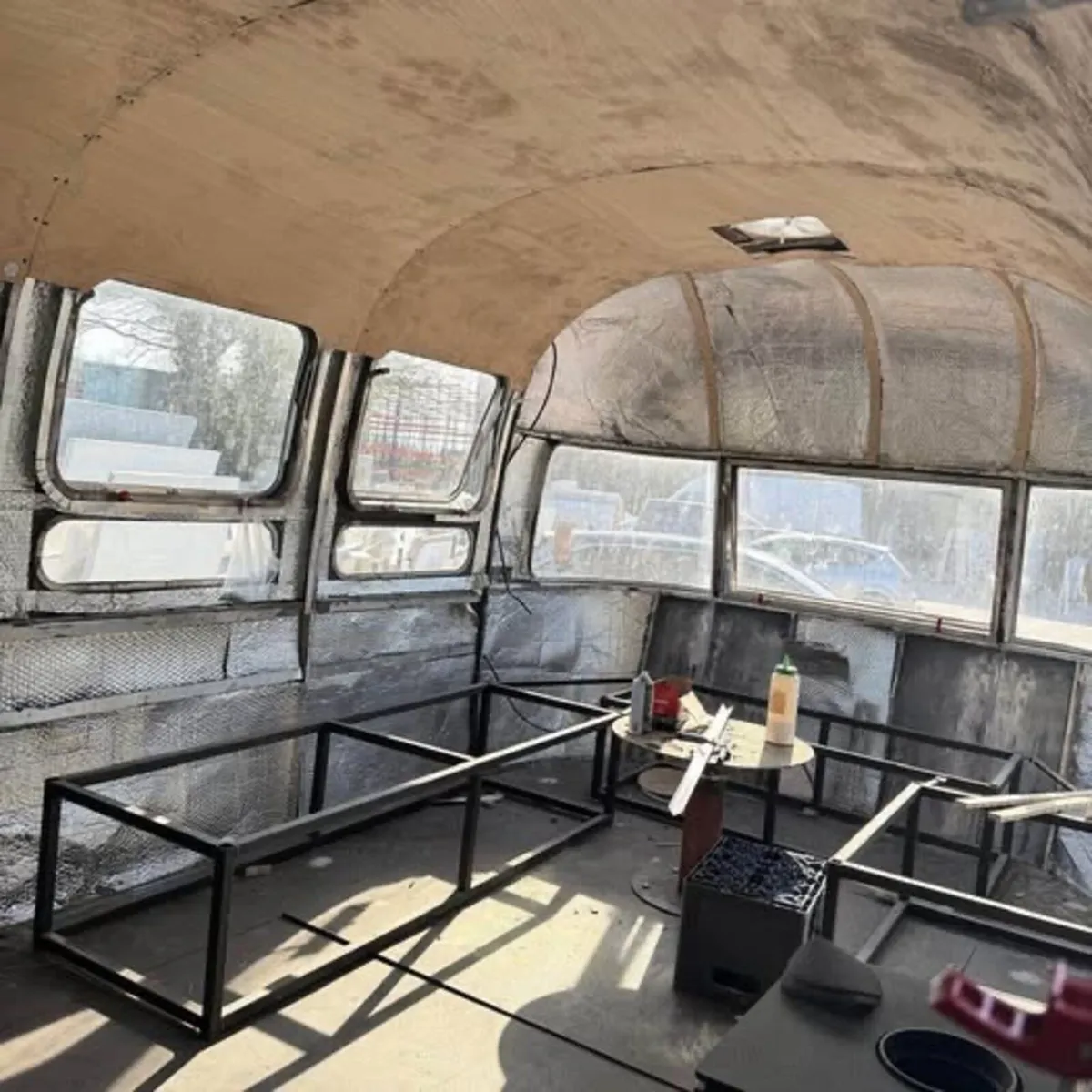 1988 Airstream Caravan - Image 4