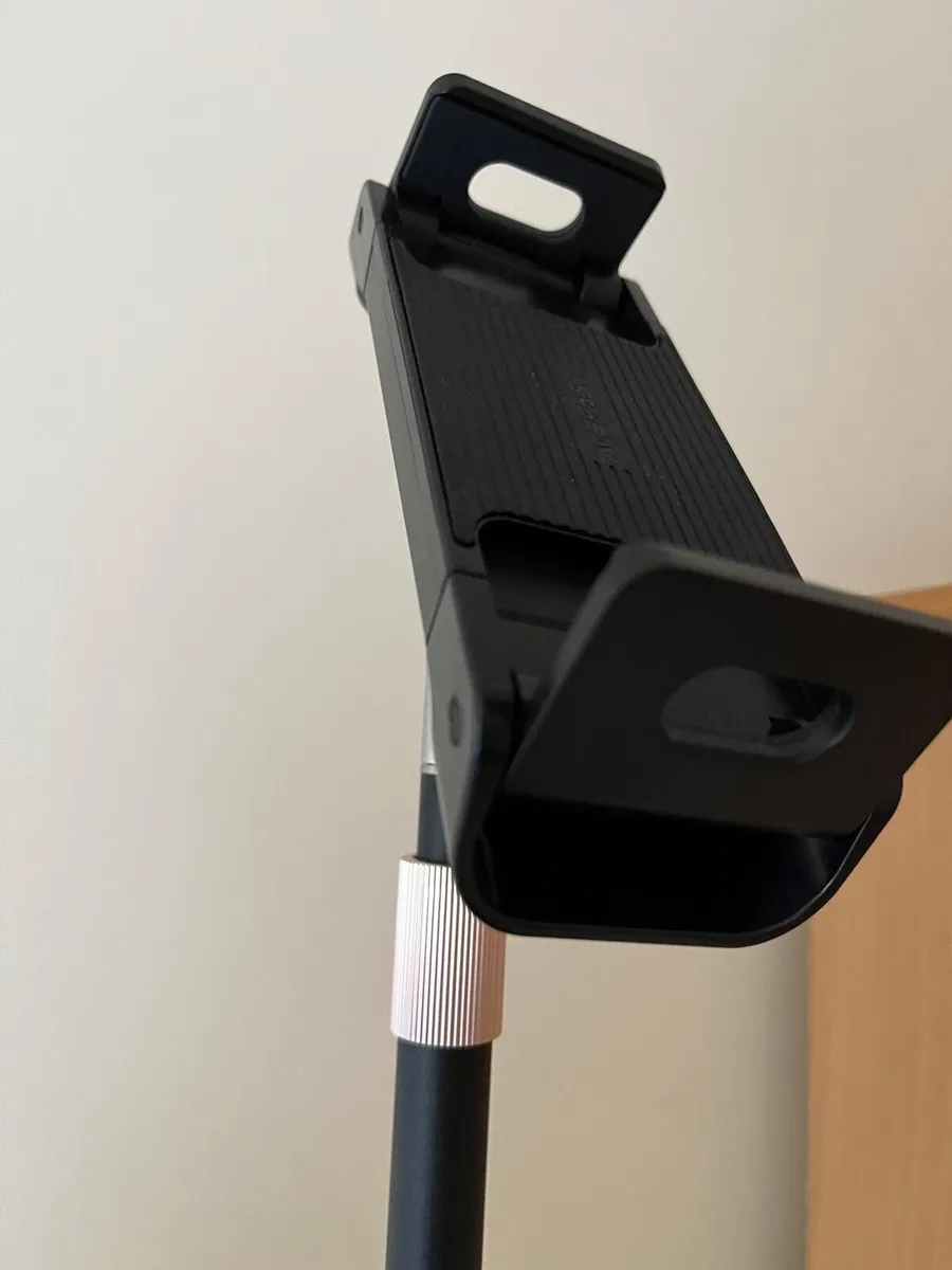 Table/phone stand - Image 2