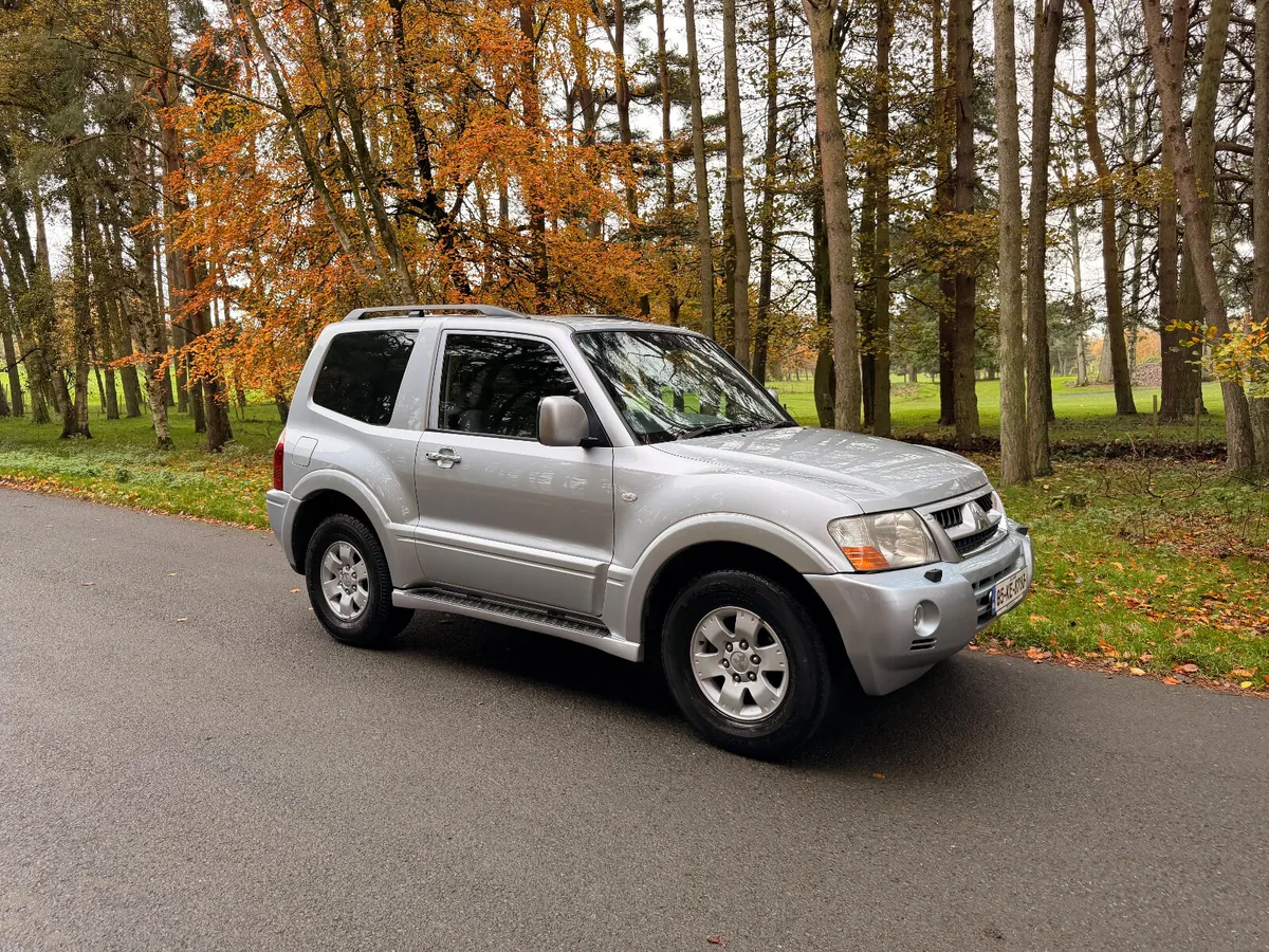 Mitsubishi Pajero 2005 Diesel Auto - Image 1