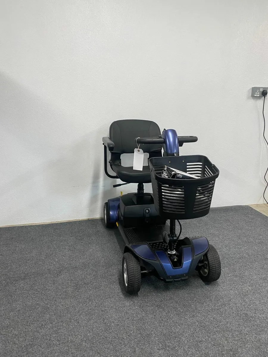 Pre-Owned Go-Go Elite Traveller Sport Scooter - Image 1