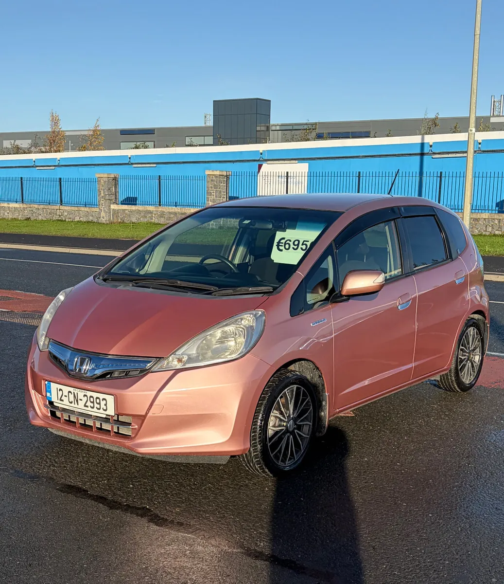 2012 Honda Fit (Jazz) 1.3 Hybrid Automatic - Image 1