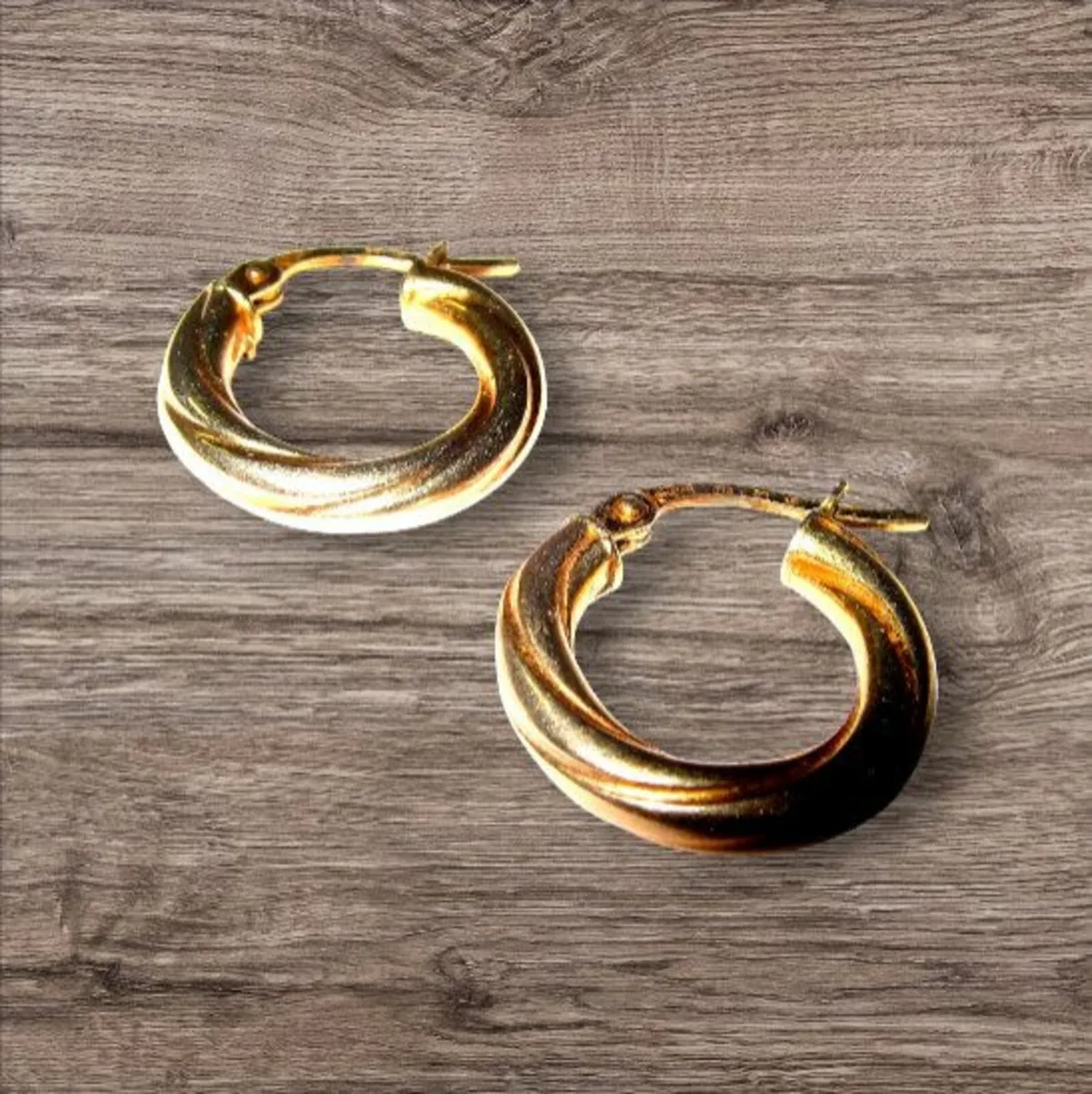 Vintage Hallmarked 9ct Gold Hoops - Image 4