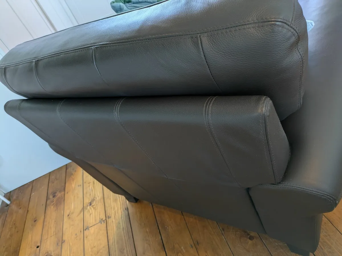 Leather Armchair YSTAD - Image 2