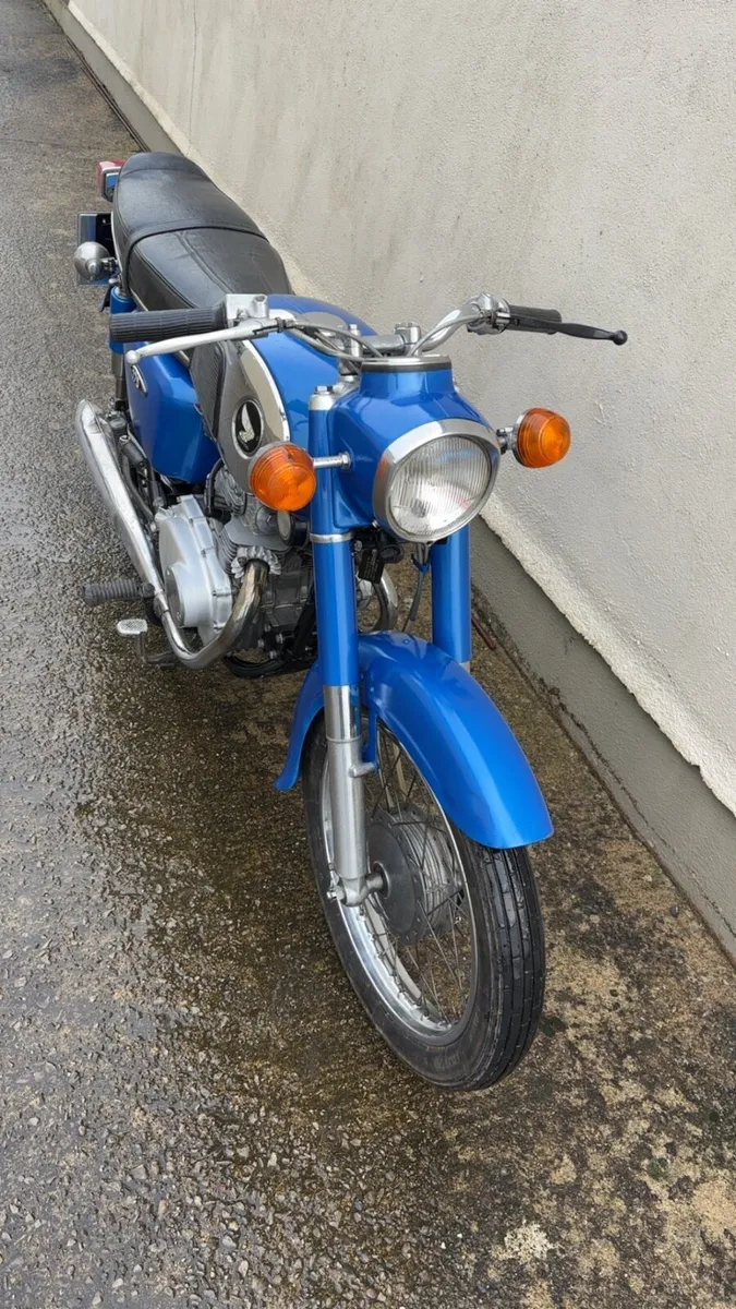 Honda CD175 - Image 4