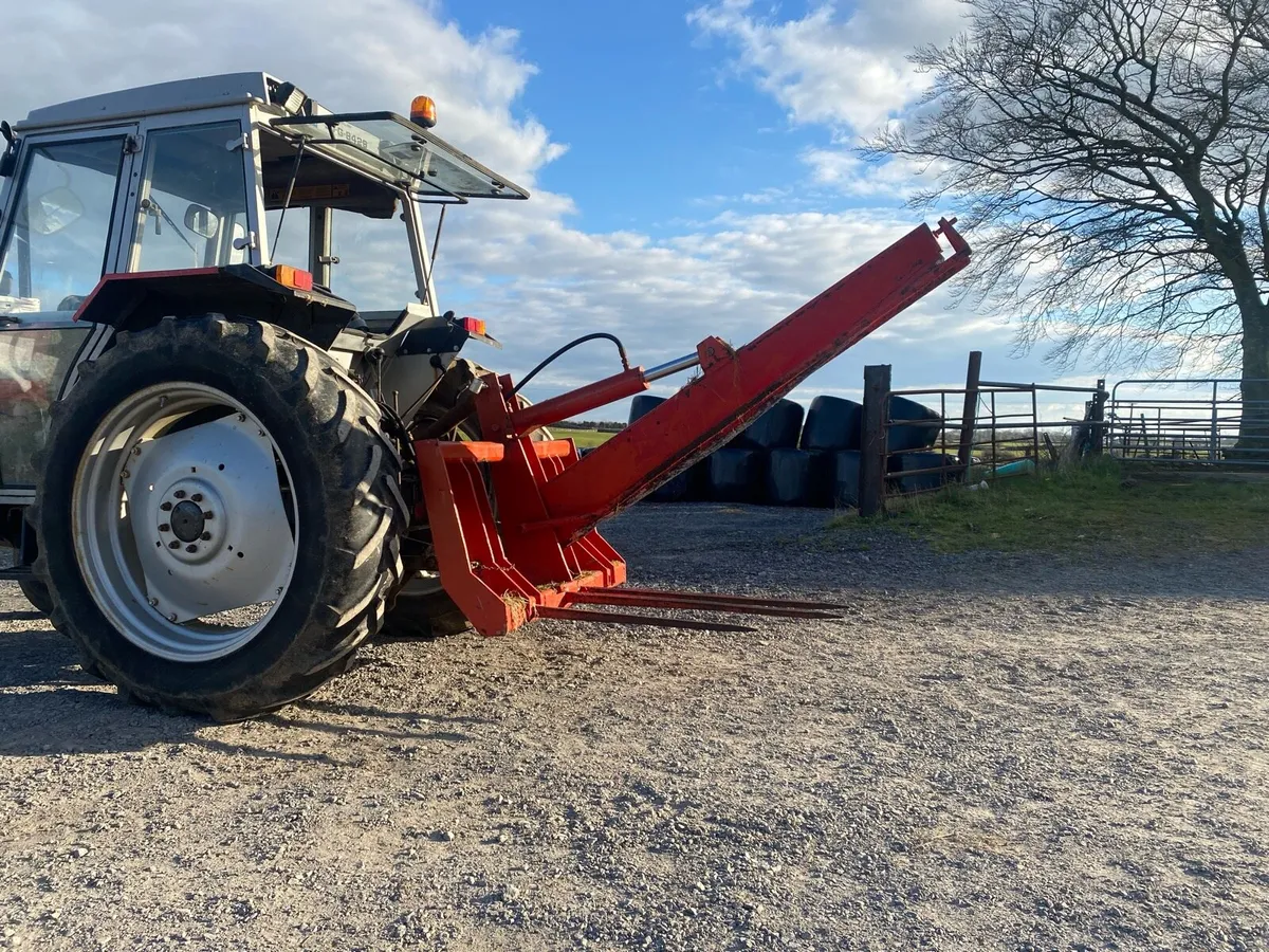 Bale splitter - Image 1