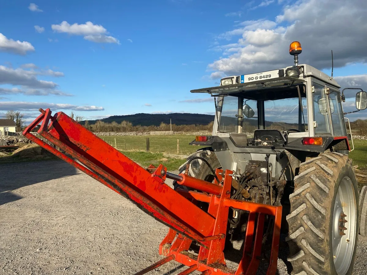 Bale splitter - Image 2