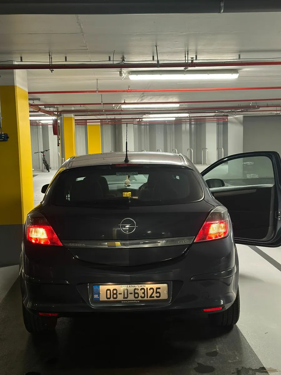 Opel Astra 2008 - Image 3