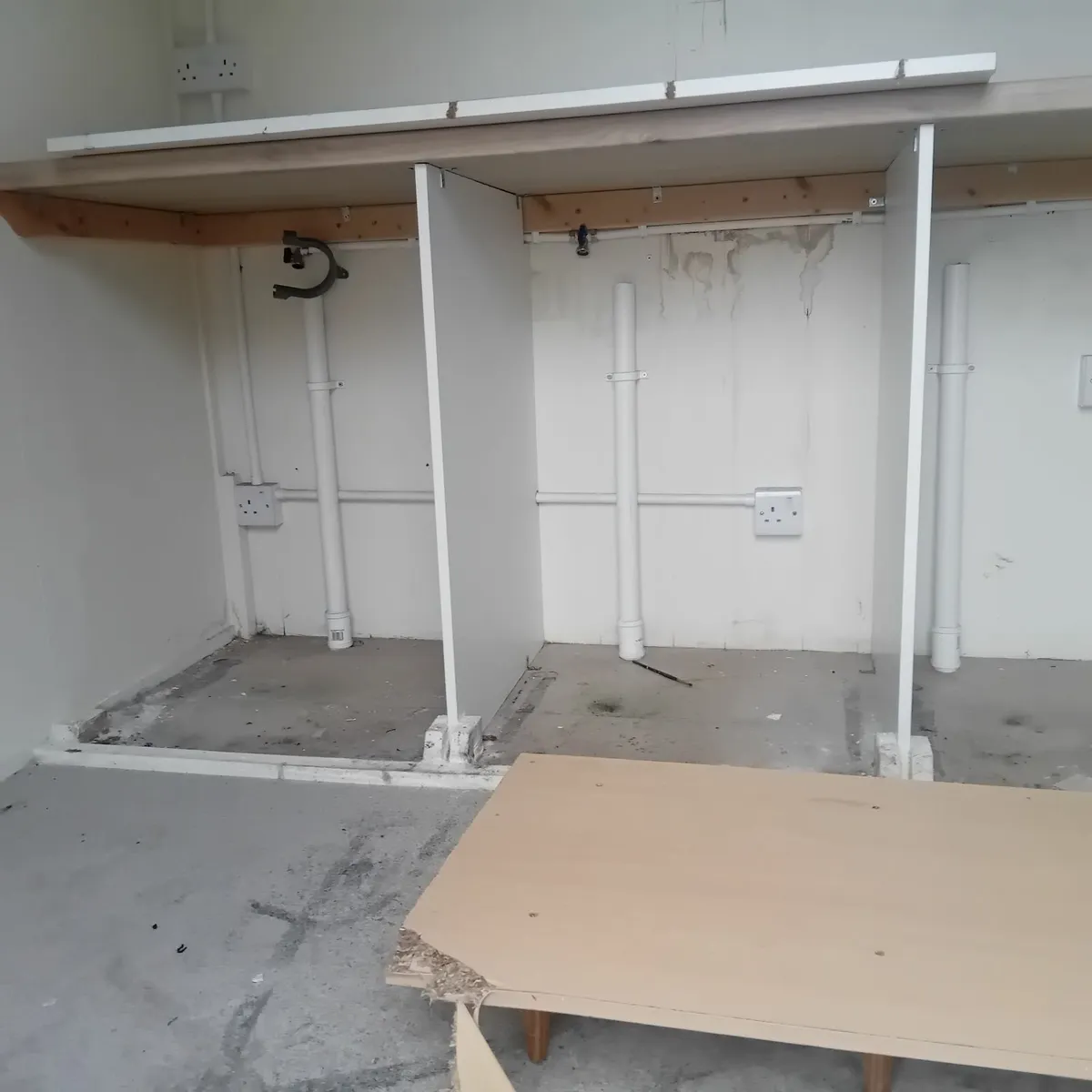 Mobile portacabin on wheels 20ft x 8ft - Image 2