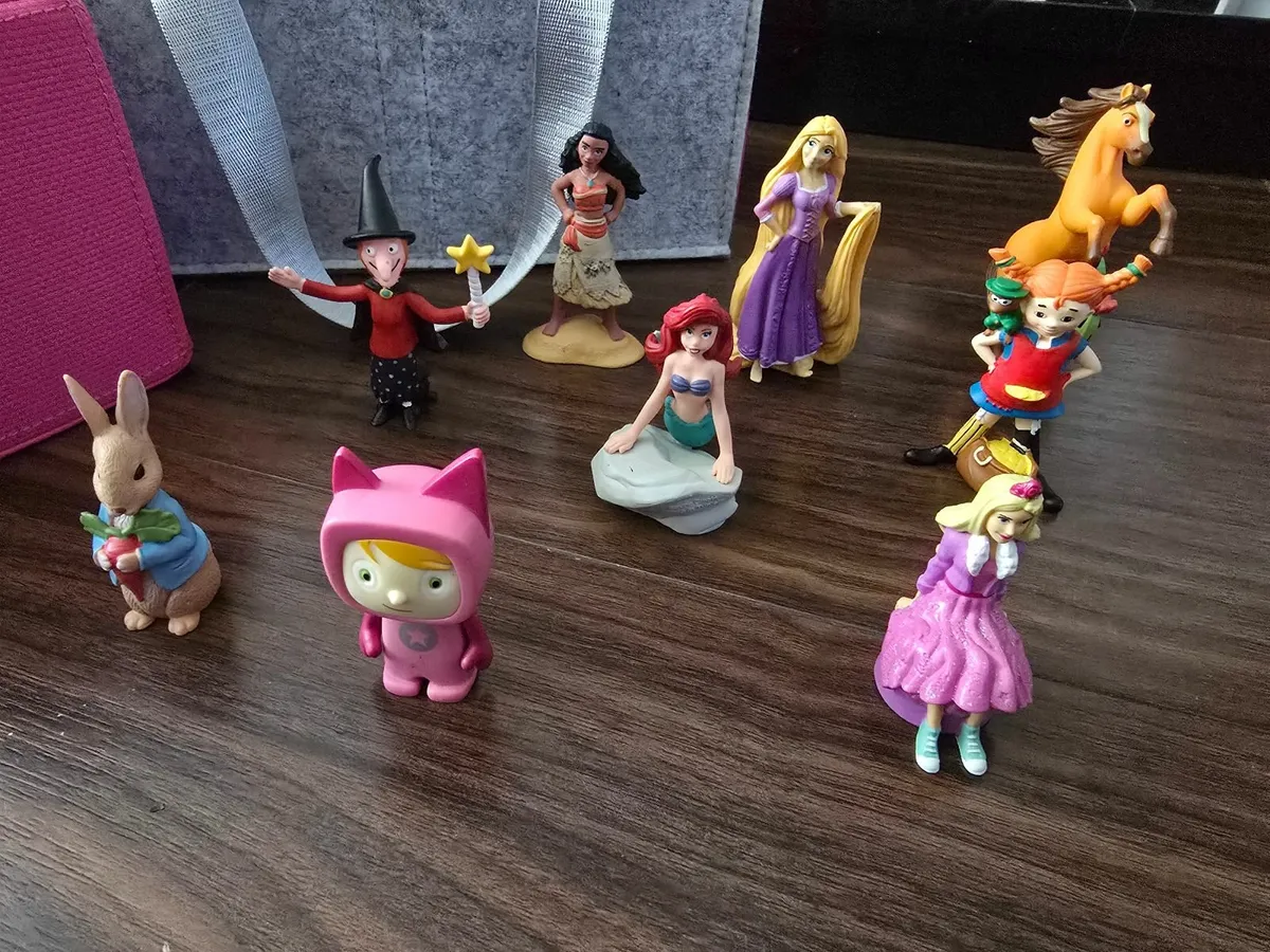 Tonies box, original charger and carry case. - Image 3