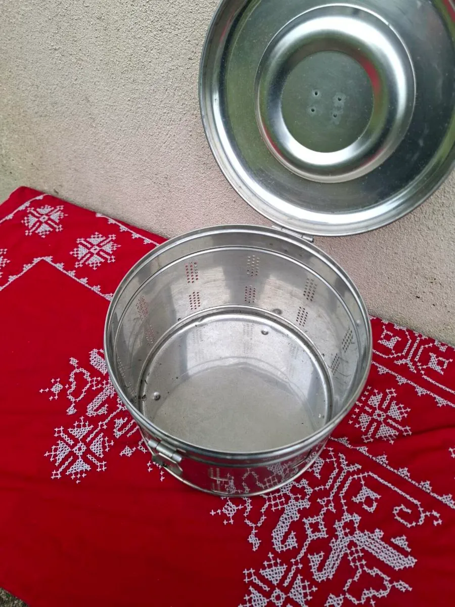 Old hospital steriliser box - Image 2