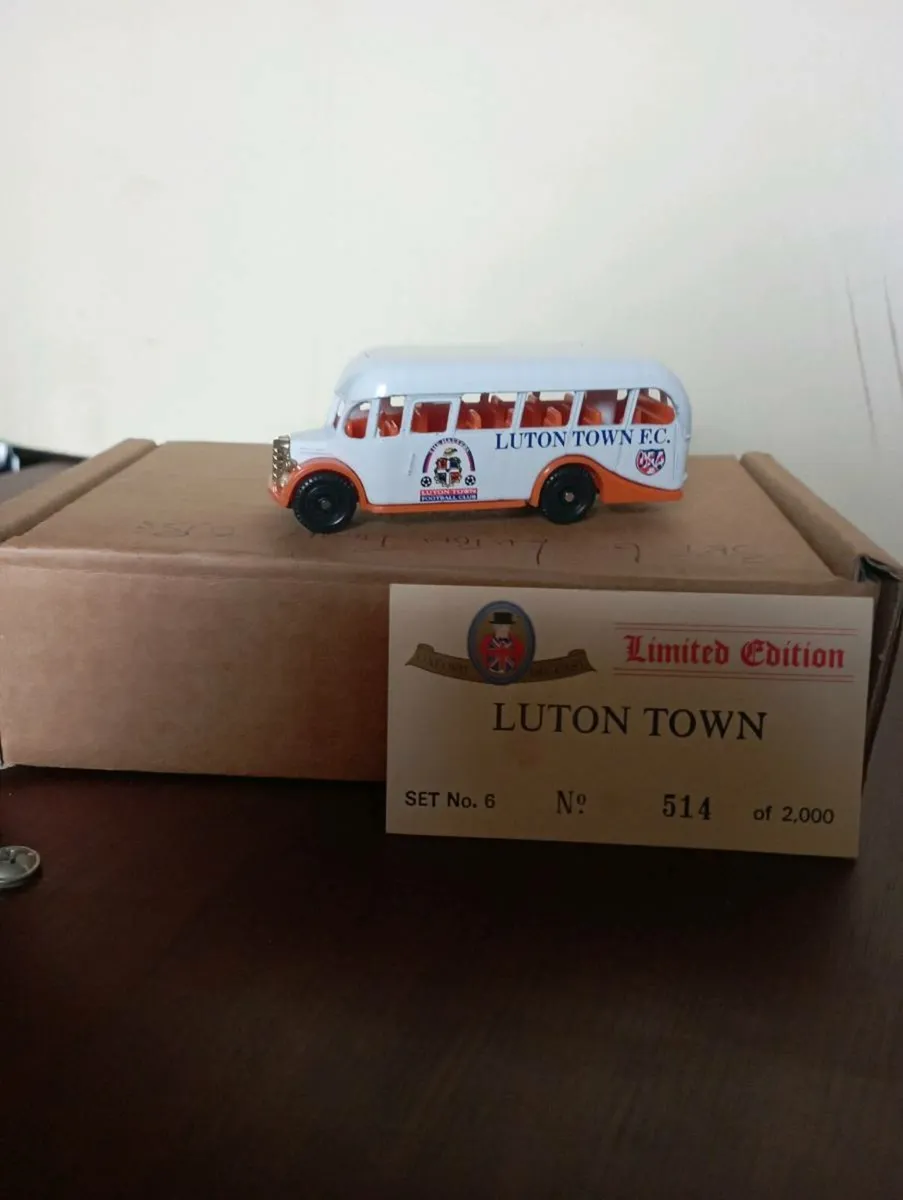 VINTAGE LIMITED EDITION OXFORD DIE-CAST MODLES - Image 3