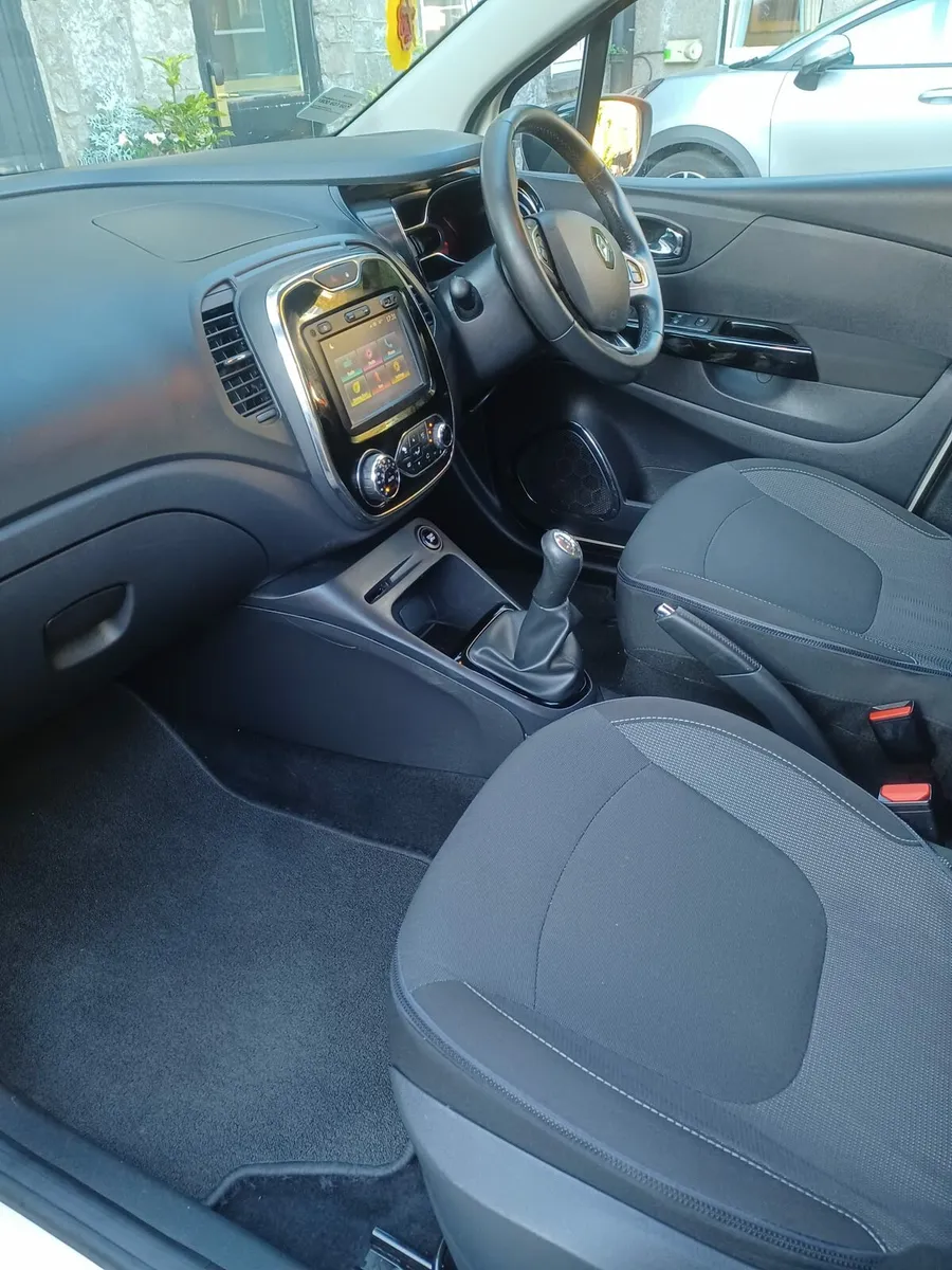 Renault Captur for sale - Image 3