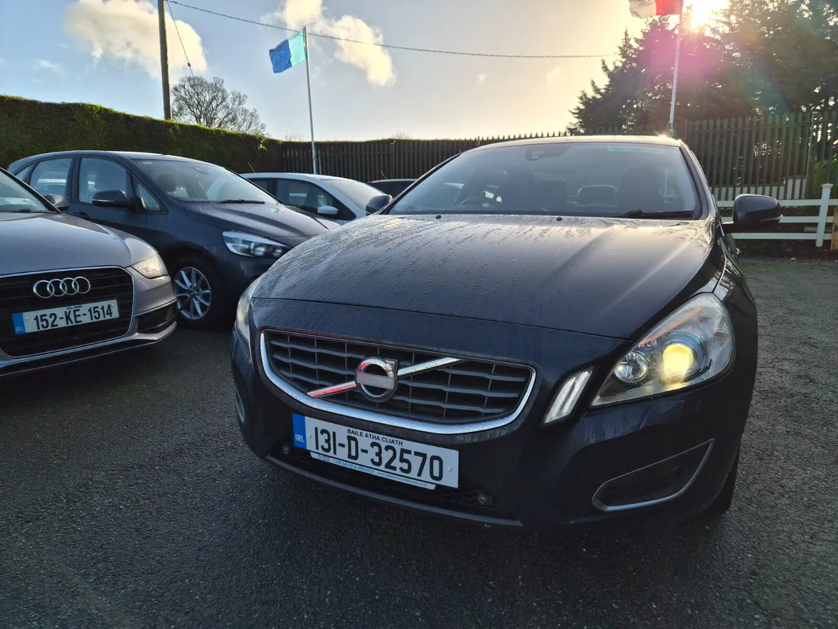 Volvo S60 2013 D3 Luxury - Image 3