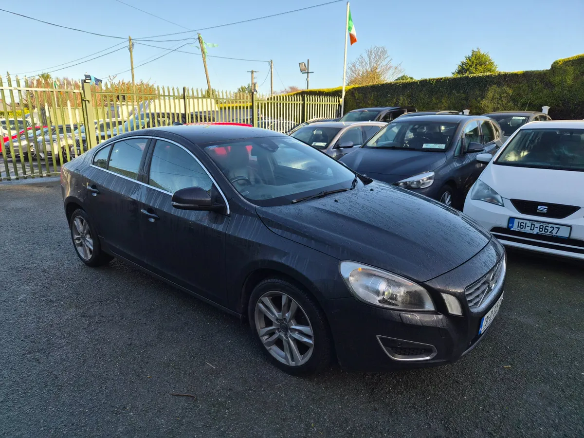 Volvo S60 2013 D3 Luxury - Image 2