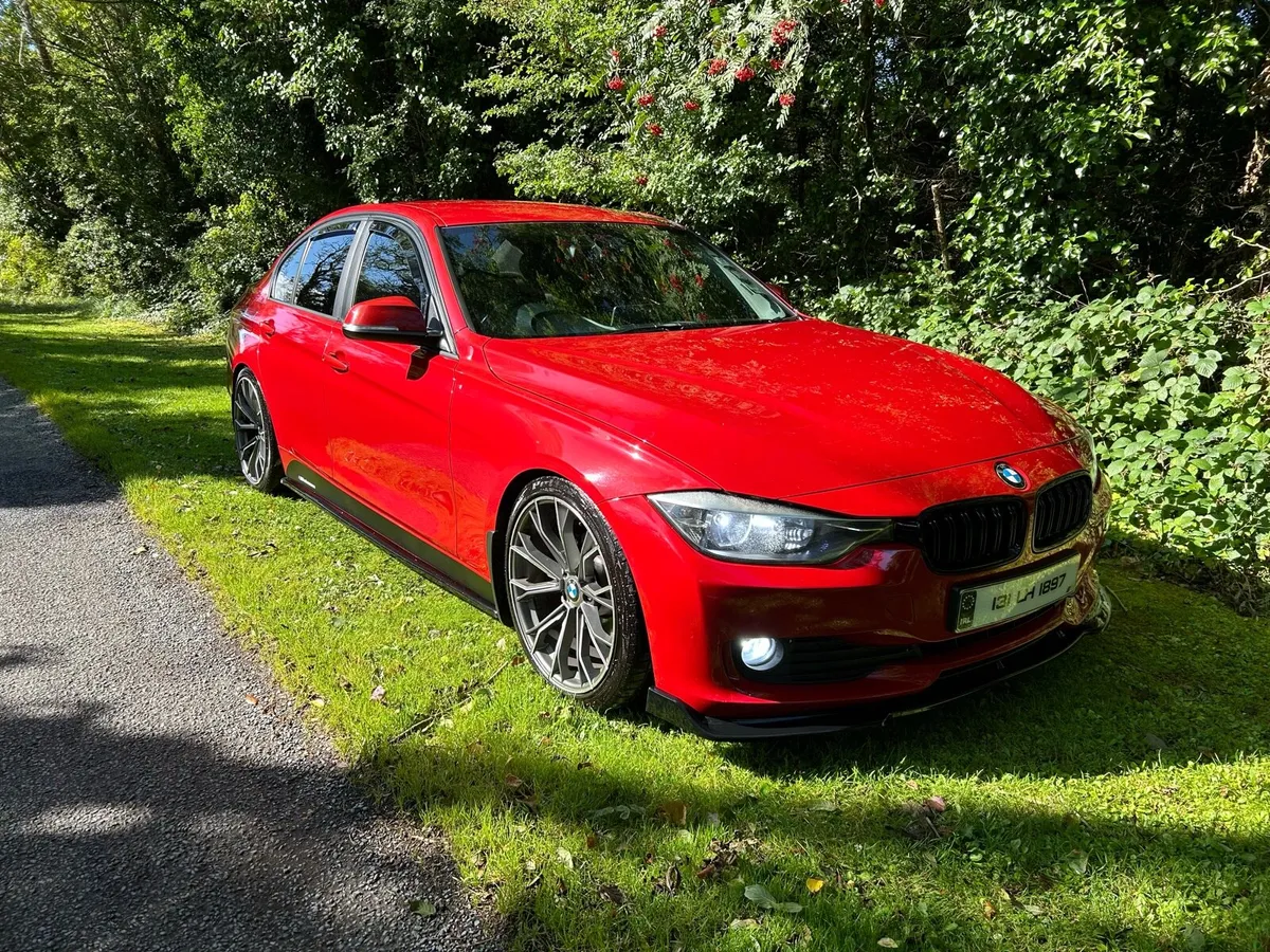 BMW F30 320d Melbourne Red - Image 3